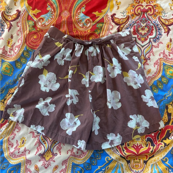 Ava Sky Brown Floral Women's Shorts - Picture 2 of 3